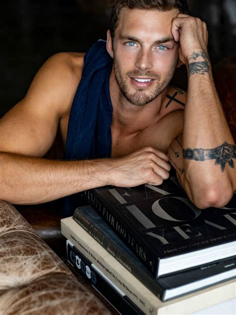 christian hogue xxx|Christian Hogue Vidéos Porno 